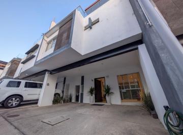 Casa en condominio de 3 habitaciones, Zapopan · Casa en Venta Los Robles Zapopan | Coto Bosque Encantado | La Cima