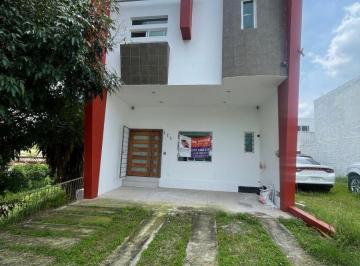 Casa · 159m² · 3 Recámaras · 2 Estacionamientos · Casa y Terreno en Venta en Bosques de San Gonzalo - Fresno 171