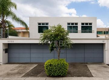 Casa de 4 habitaciones, Zapopan · Casa en Venta Rinconada Santa Rita