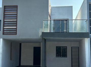 Casa de 3 habitaciones, Apodaca · Casa en Venta Acanto Residencial