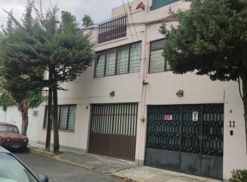 Casa · 292m² · 4 Recámaras · 1 Estacionamiento · Casa en Cove