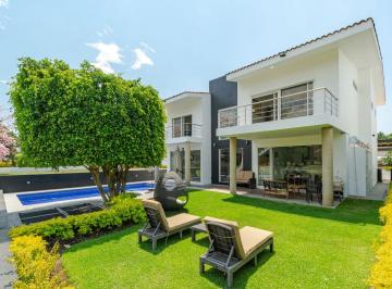 Casa en condominio de 4 habitaciones, Emiliano Zapata · Hermosa Residencia en Fraccionamiento Privado