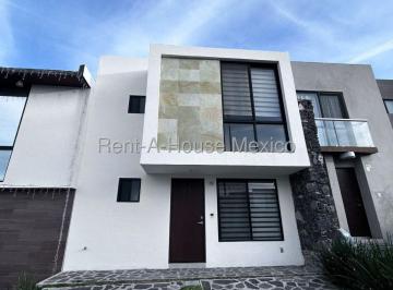 Casa en condominio de 3 habitaciones, El Marqués · Casa en Renta en Zibatá | Doble Seguridad y Amenidades Yr2995
