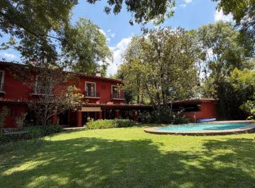 Casa de 5 habitaciones, Valle de Bravo · ¡Atencion Inversionistas! Increíble Casona Típica en Valle de Bravo