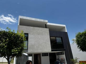 Casa de 4 habitaciones, San Andrés Cholula · Casa en Venta Lomas de Angelópolis 2 Parque Berna