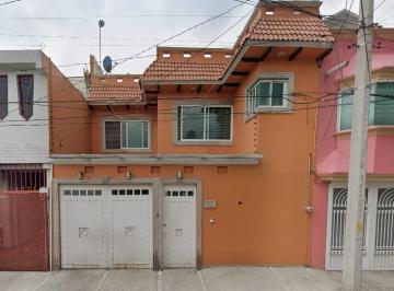 Casa de 4 habitaciones, Iztapalapa · Casa en Venta en Cdmx Col Heroes de Churubusco Iztapalapa