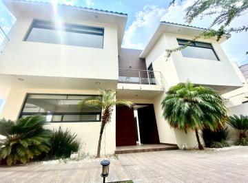 Casa de 5 habitaciones, Huixquilucan · Estupenda Residencia de Lujo en Venta en Bosque Real, Loma Real.