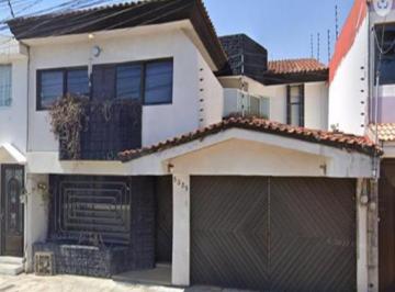 Casa de 3 habitaciones, Puebla · Hermosa Casa con 3 Recámaras en Venta en Jardines de San Manuel