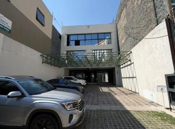 Oficina , Guadalajara · ¡Espacio Ideal Para Oficinas o Consultorio en Excelente Ubicación!