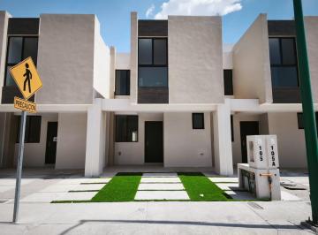 Casa · 108m² · 3 Recámaras · 2 Estacionamientos · Casa en León
