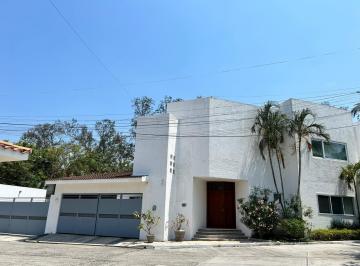 Casa · 468m² · 4 Recámaras · Rincon del Conchal Casa en Renta o Venta, 4 Recamaras, Sala Tv, Super Jardin