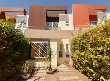 Casa Venta 85m² de 3 habitaciones · Casa en Venta en Morelia, Fraccionamiento Campo Real