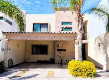 Casa en condominio de 4 habitaciones, Aguascalientes · Venta de Casa Al Norte Enrinconada Cuauhtémoc