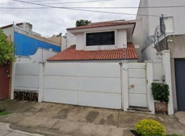 Casa de 4 habitaciones, Guadalajara · Casa en Venta en C. Garibaldi 2880, Terranova, Guadalajara, Jal.