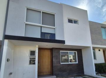 8994bfca63211503402f1e114dff0b41d9e42e5bf4c560a36dfcfc88f384ef40 · Casa a Estrenar Coto Baluarte