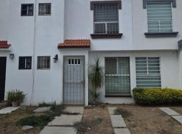 Casa de 3 habitaciones, León · Brisas del Lago Casa en Venta