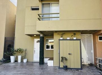 Casa · 112m² · 3 Recámaras · 2 Estacionamientos · Casa en Cacho