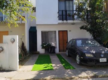 Casa en condominio de 3 habitaciones, Zapopan · Casa en Venta en Zapopan