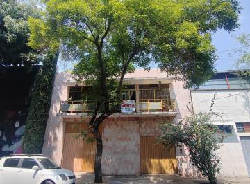 Casa · 2 Recámaras · 6 Estacionamientos · Hermosa Casa en Venta en Colonia San Rafael