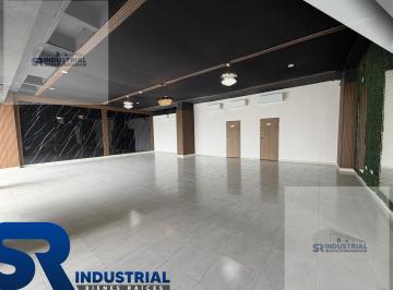 Local comercial · 112m² · Local en Renta en Monterrey