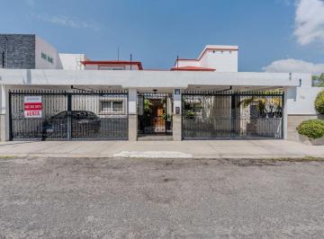 Casa de 4 habitaciones, Querétaro · Hermosa Casa de 4 Habitaciones en El Corazón de Juriquilla