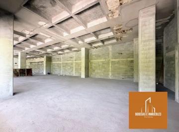 Local comercial · 72m² · Local en Torre Kyo