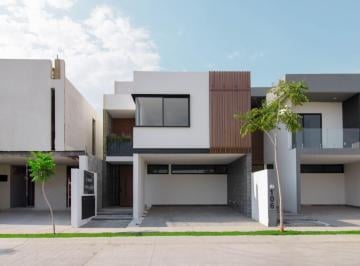 Casa de 4 habitaciones, León · Casa en Venta 302.97 m² | Sur de León | Residencial Mayorca