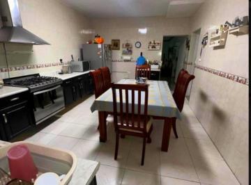 Casa · 320m² · 5 Recámaras · Casa en Venta en Cuauhtémoc, San Nicolás de Los Garza, N. L.