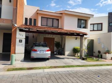 Casa en condominio de 3 habitaciones, Tehuacán · Casa Adjudicada Sin Poseción en Fraccionamiento del Sol en San Lorenzo Teotipilco en Tehuacán Puebla