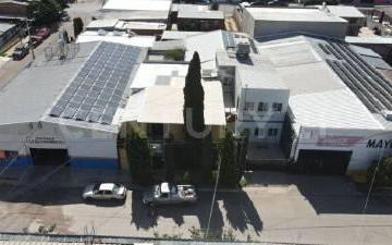 Casa · 595m² · 4 Recámaras · Venta de Casa con Oficinas de 595 m² en Cd Cuauhtemoc Chihuahua