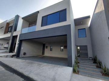 Casa de 3 habitaciones, Monterrey · Casa en Venta en Aires del Vergel | 4 Recámaras | Jardín Amplio | $12.65 Mdp