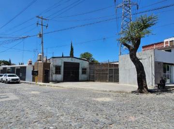 Bodega comercial , San Pedro Tlaquepaque · Bogega en Venta a Precio de Terreno en El Vergel
