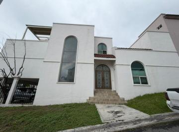 Casa de 3 habitaciones, San Pedro Garza García · Casa en Venta, Privanzas en Spgg