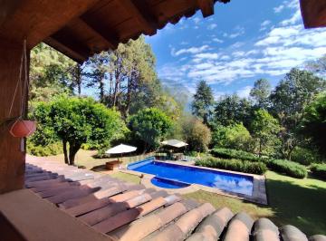 Rancho · 15000m² · 4 Recámaras · 6 Estacionamientos · Rancho en Renta con Alberca Valle de Bravo