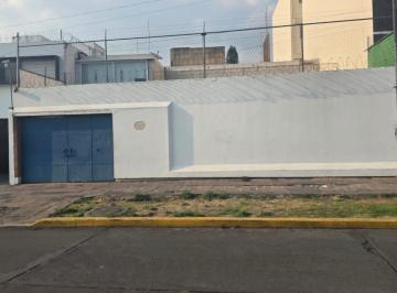 Casa de 5 habitaciones, Morelia · Casa en Acueducto Para Remodelar o Para Inversionistas