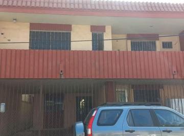 Casa de 6 habitaciones, San Nicolás de los Garza · Casa Venta Super 480 m² Ubicada Detras de Plaza Fiesta Anahuac Lomas del Roble