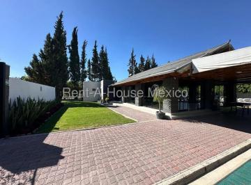 Casa de 3 habitaciones, Querétaro · Casa en Venta con Habitacion en Planta Baja Cerca de Plaza del Parque Kh