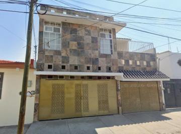 Casa de 4 habitaciones, León · Venta Casa Jardines del Moral Leon Guanajuato