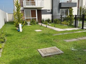Casa · 94m² · 3 Recámaras · 1 Estacionamiento · Casa en Venta en Toluca, Valle Imperial.