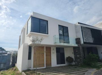 Casa en condominio de 3 habitaciones, Zapopan · Vendo Casa en Valle Imperial Sendas Residencial Zapopan Norte