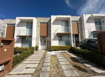 Casa de 3 habitaciones, El Marqués · Venta| Casa con 3 Recámaras Dentro de Privada| El Mirador