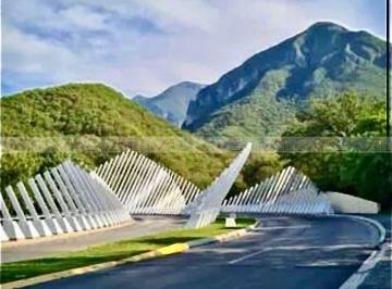 Terreno / Lote · 561m² · Terreno / Lote en Venta en Sierra Alta