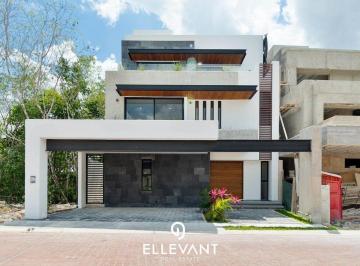88cb08cec6f147350c2381053433b5df1a8068a4e7579255e25dfbbd4a3a0314 · Casa en Venta en Residencial Via Cumbres.