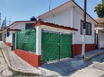 Casa · 90m² · 3 Recámaras · 1 Estacionamiento · Casa en Venta en un Solo Nivel en Acapantzingo, Cuernavaca Morelos.