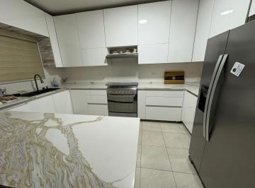Casa · 300m² · 3 Recámaras · 2 Estacionamientos · - Cv Casa en Venta en San Nicolas de Los Garza, N. L.