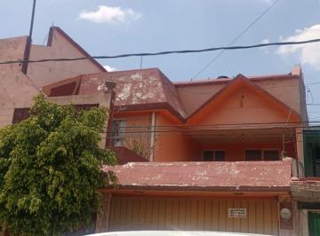 Casa de 3 habitaciones, Ecatepec de Morelos · Casa en Venta en Los Laureles | Ecatepec