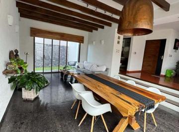 Casa de 4 habitaciones, El Marqués · Casa en Zibata en Yavia con Vista Al Towne Center