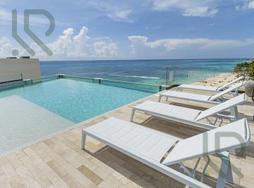 Departamento · 106m² · 3 Recámaras · 2 Estacionamientos · Departamento de 3 Habitaciones en Venta en Playa del Carmen Frente a La Playa | Alberca y Solarium