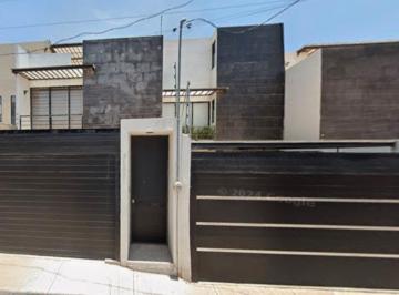 Casa de 3 habitaciones, San Pedro Cholula · Venta de Casa en 5 de Mayo, Puebla.