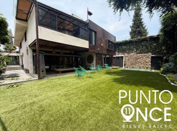 Casa de 4 habitaciones, Coyoacán · Residencia de Lujo con Jardín en Renta, Jardines del Pedregal
